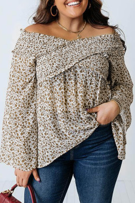 Plus Size Bell Sleeve Ditsy Floral Blouse
