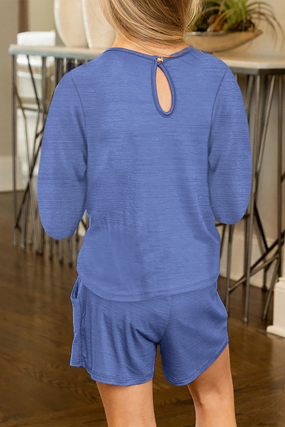 蓝色小女孩休闲长袖套头衫及短裤套装 TZ62011