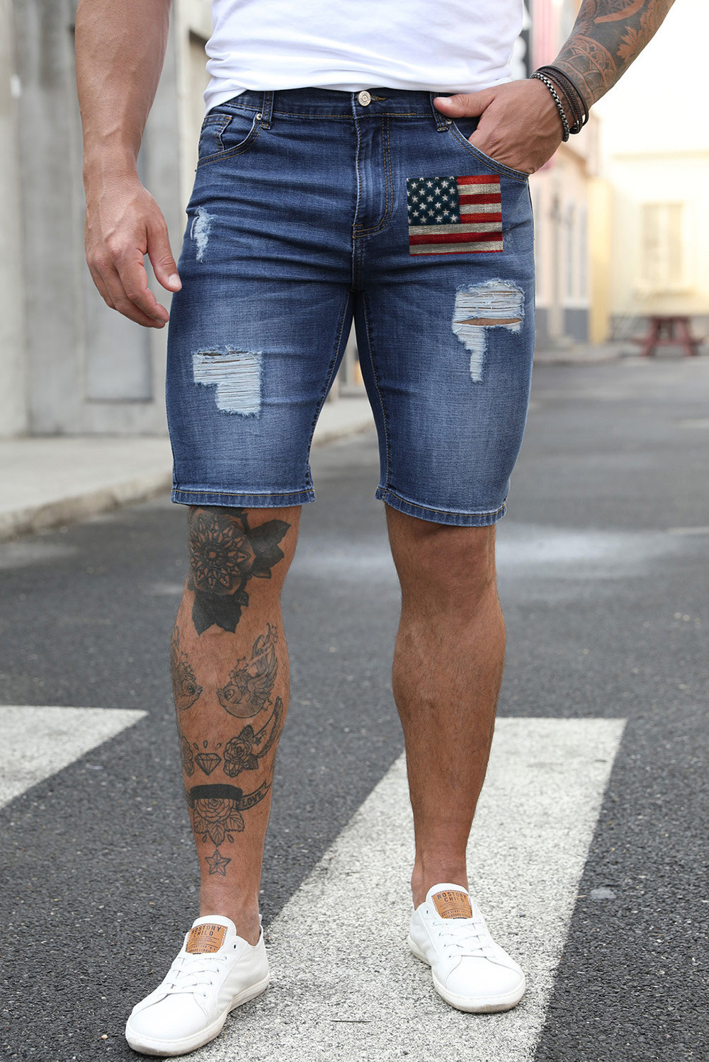 男士美国国旗印花紧身版型仿旧牛仔短裤 MC737052