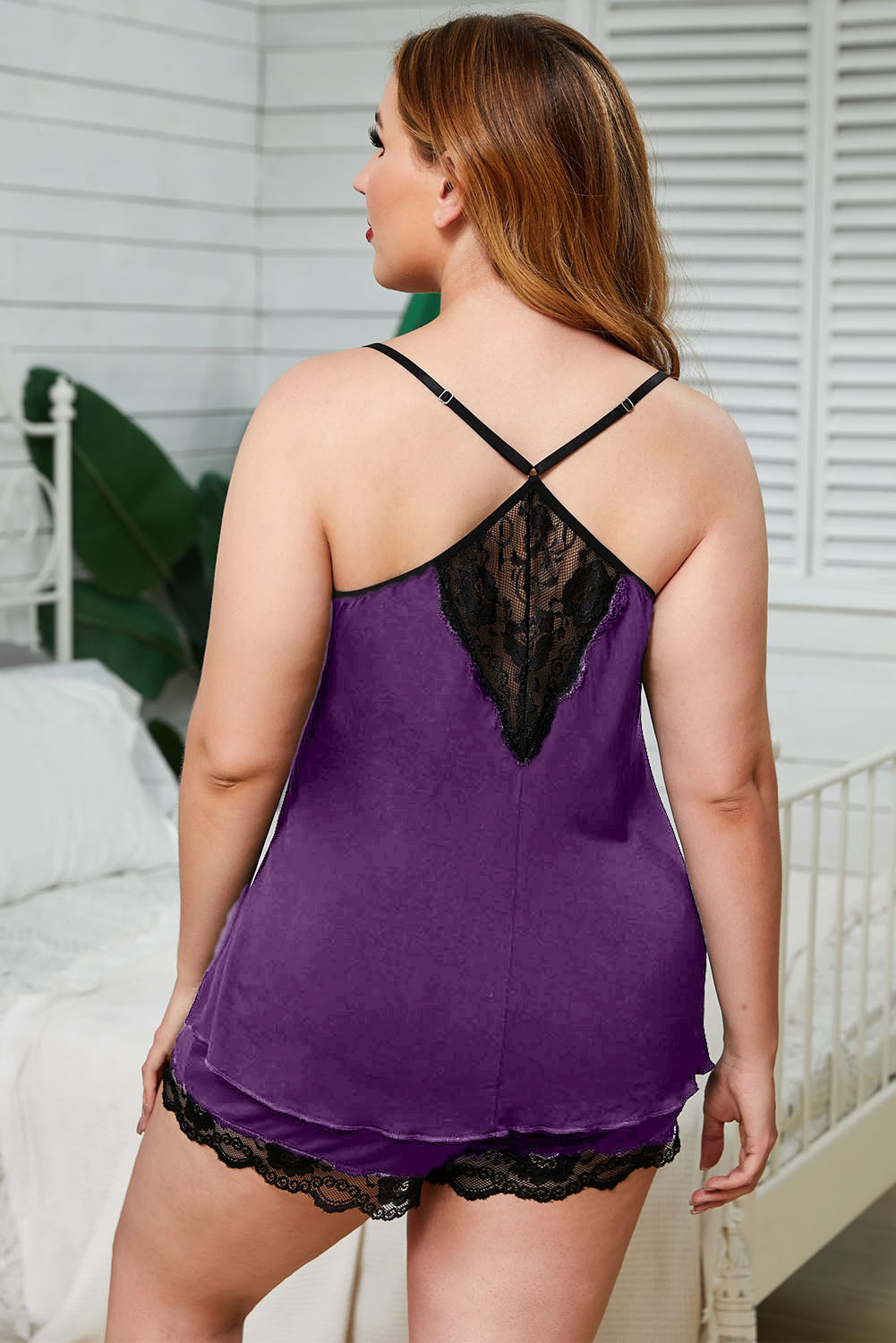 紫色细肩带蕾丝花边装饰加大码睡衣套装 LC35108