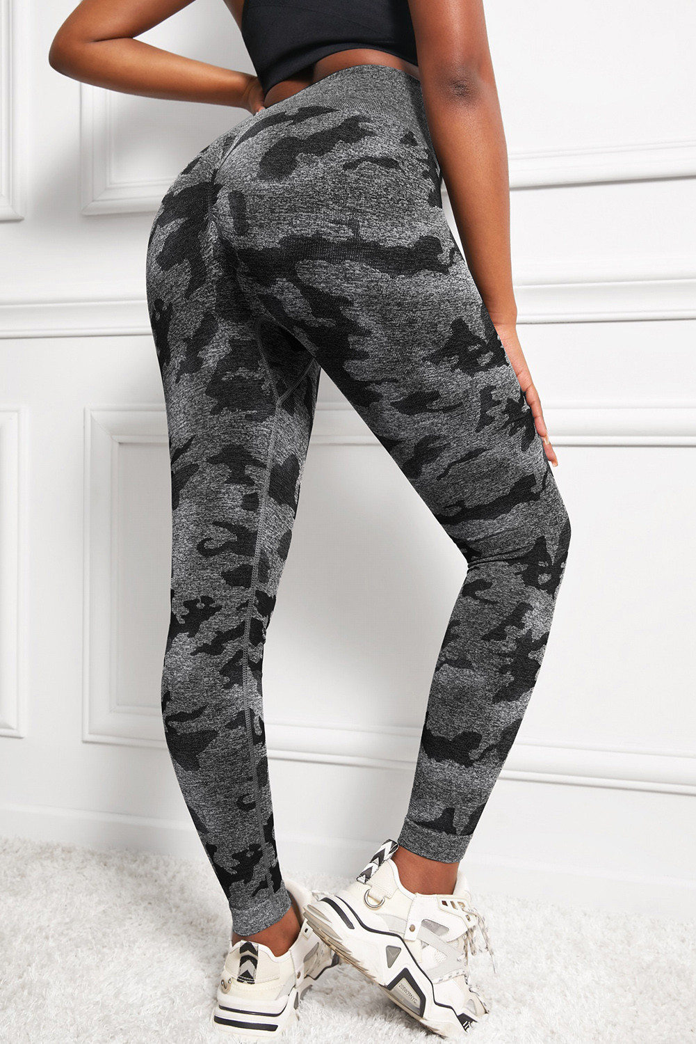 黑色无缝迷彩印花提臀高腰瑜伽裤 LC900012