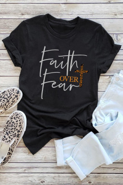 黑色 Faith Over Fear 十字图案印花短袖 T 恤