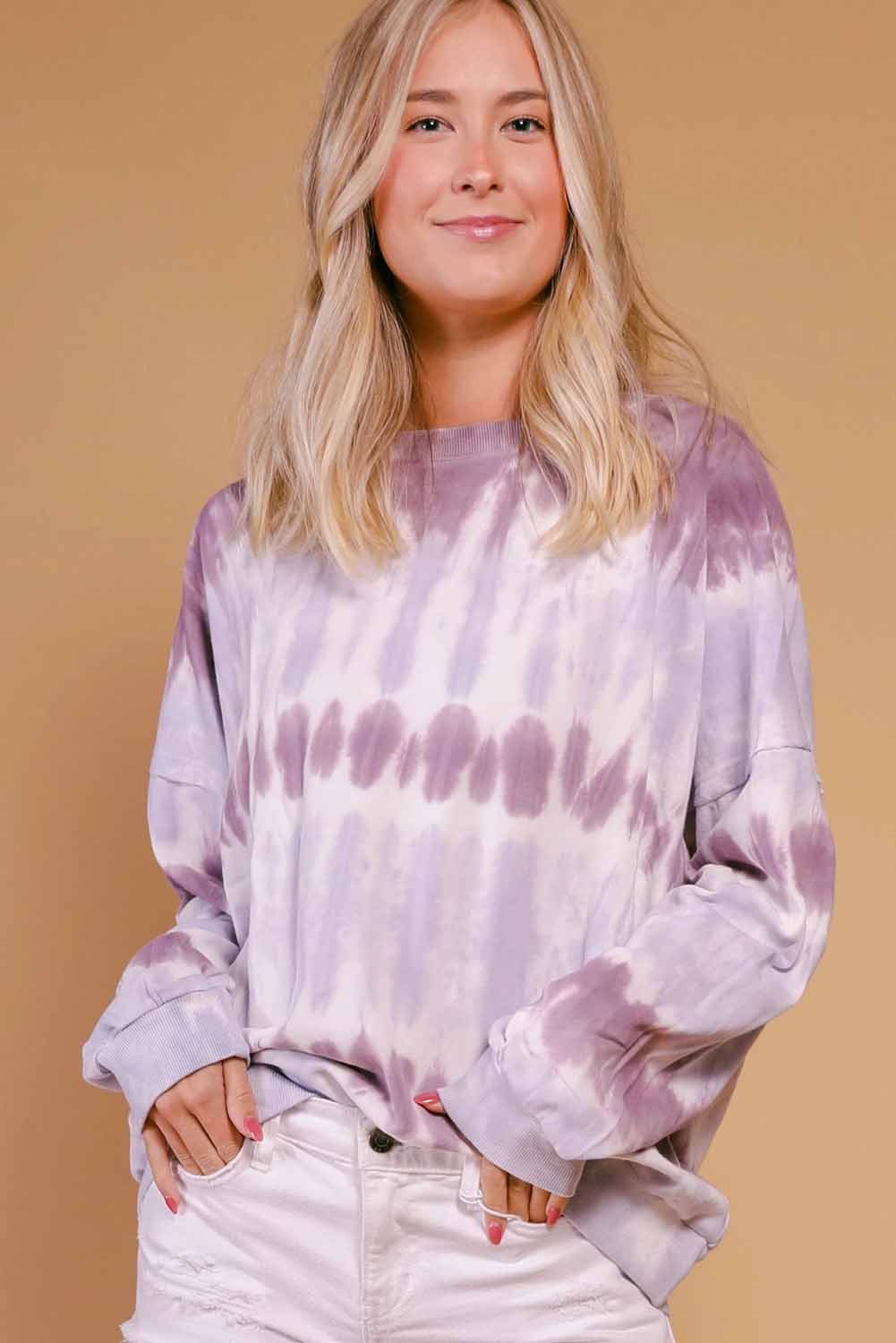purple tie dye shirt outfit