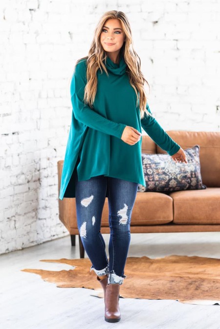 US$6.98 Green Cowl Neck Long Sleeve Tunic Top with Slit Wholesale - www