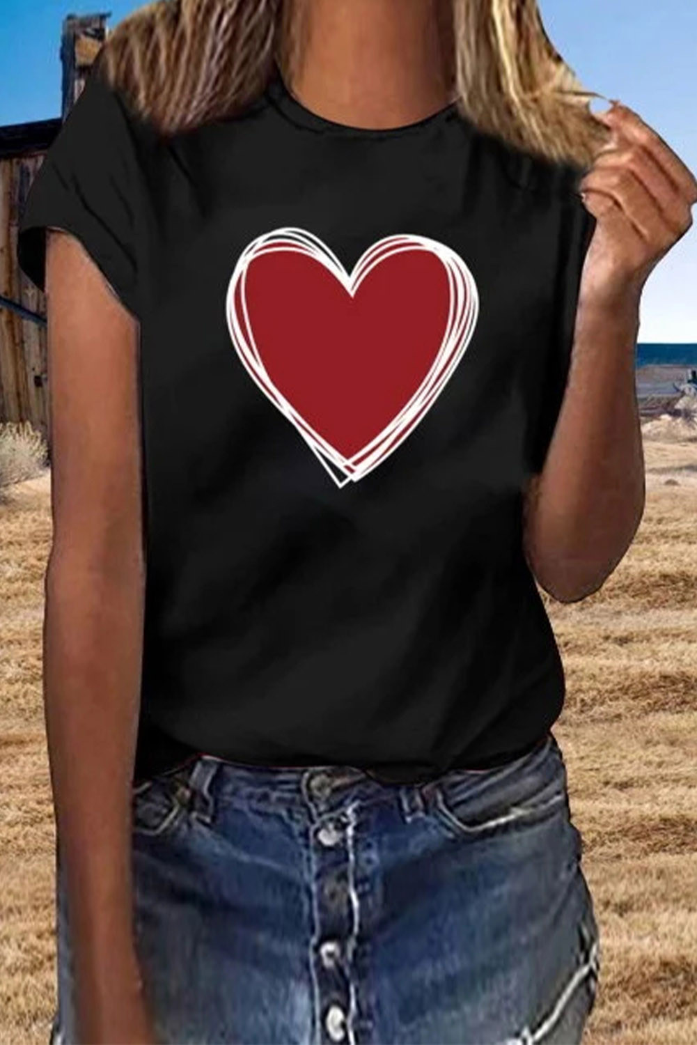 US$4.98 Black Heart Print Crew Neck T-shirt Wholesale - www.dear-lover.com