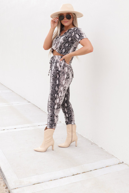 US$8.98 Snake Wrangler Top Joggers Set Wholesale - www.dear-lover.com