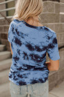 Camiseta con cuello en V tie-dye celeste