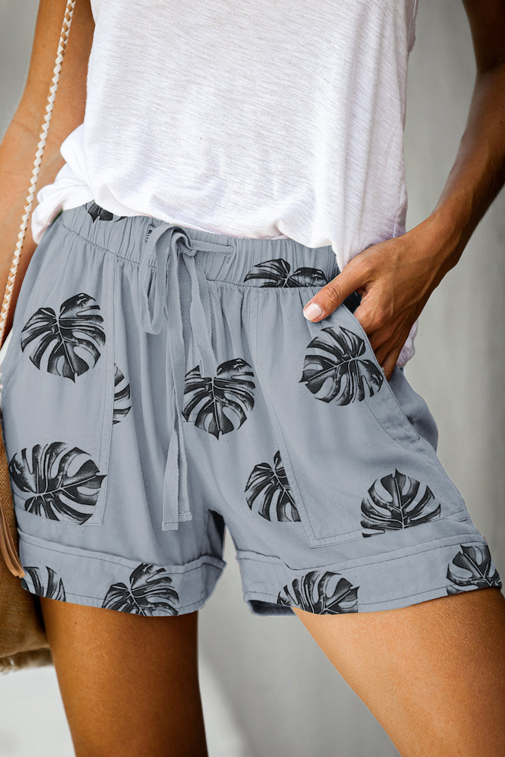 Floral Print Drawstring Casual Elastic Waist Pocketed Shorts