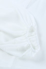 Blusa cruzada blanca con mangas de globo de talla grande