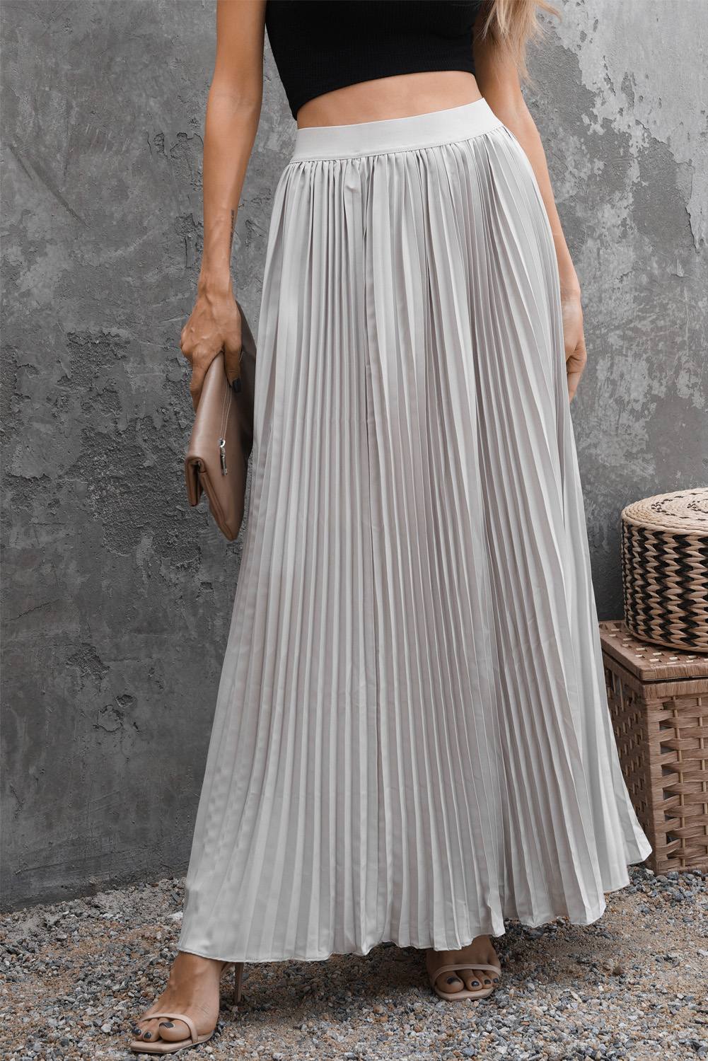 White High Waisted Pleated Maxi Skirt - (US 16-18)XL