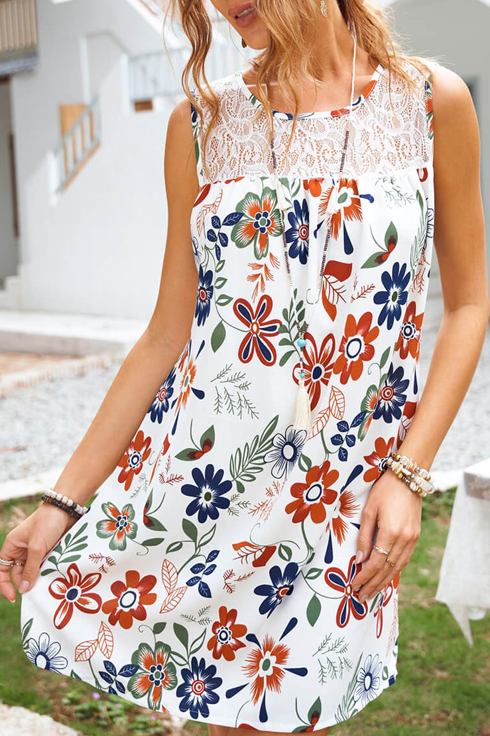 White Lace Splicing Floral Mini Dress - (US 4-6)S