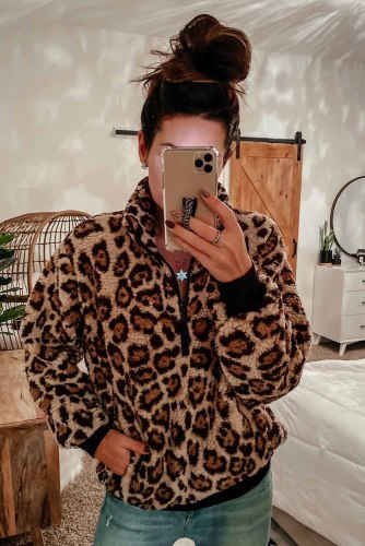 Classic Leopard Print Fleece Zip Collar Pullover